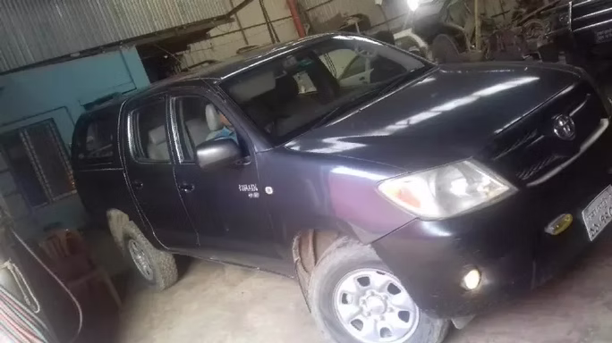 Lion Rental Car vehicle